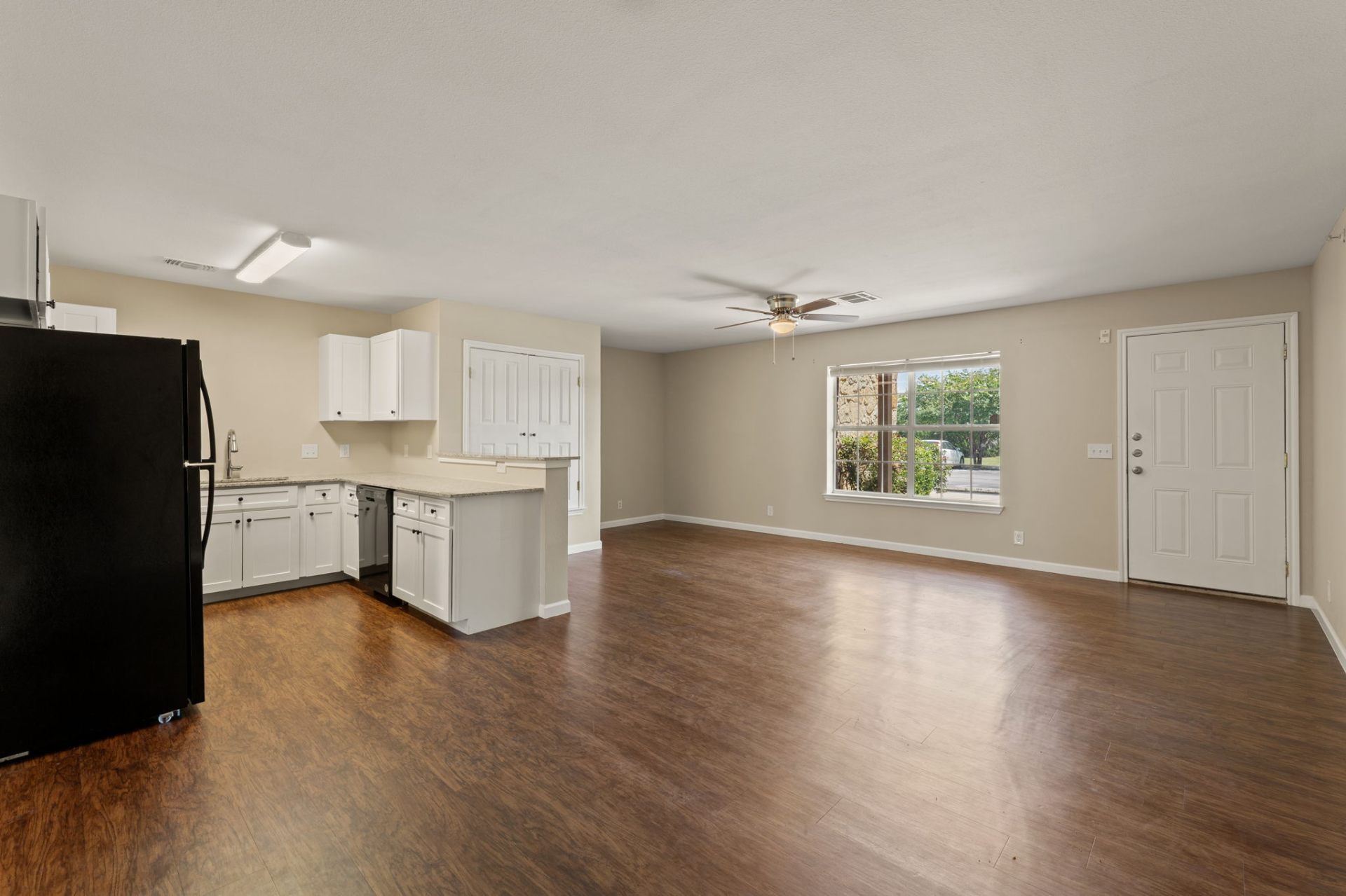 3-bedroom 3x2 floor plan at Montierra Ranch
